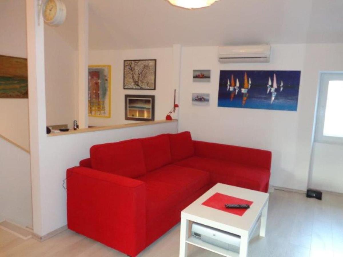 Modern Apartmant In Old Apartman